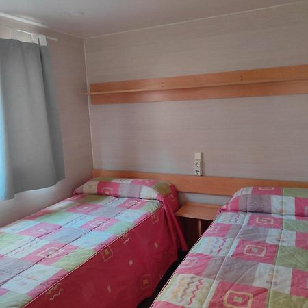 Bungalow Tossa Pelada I Mobil Home Rodell Fornols Exterior foto